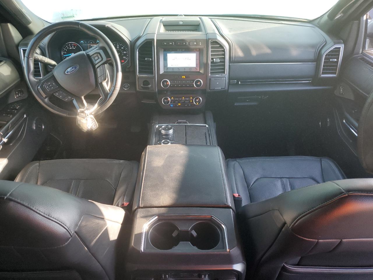 2018 Ford Expedition - Image 8