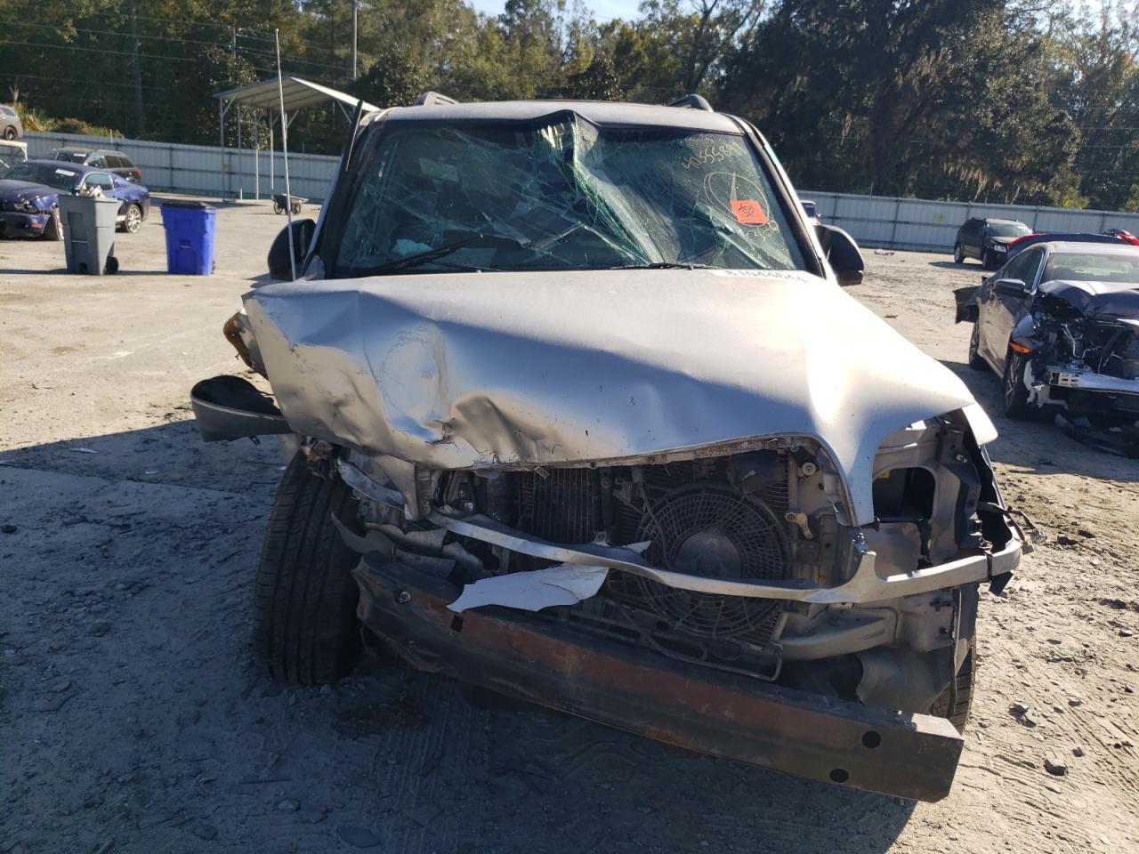 2004 Toyota Sequoia - Image 5