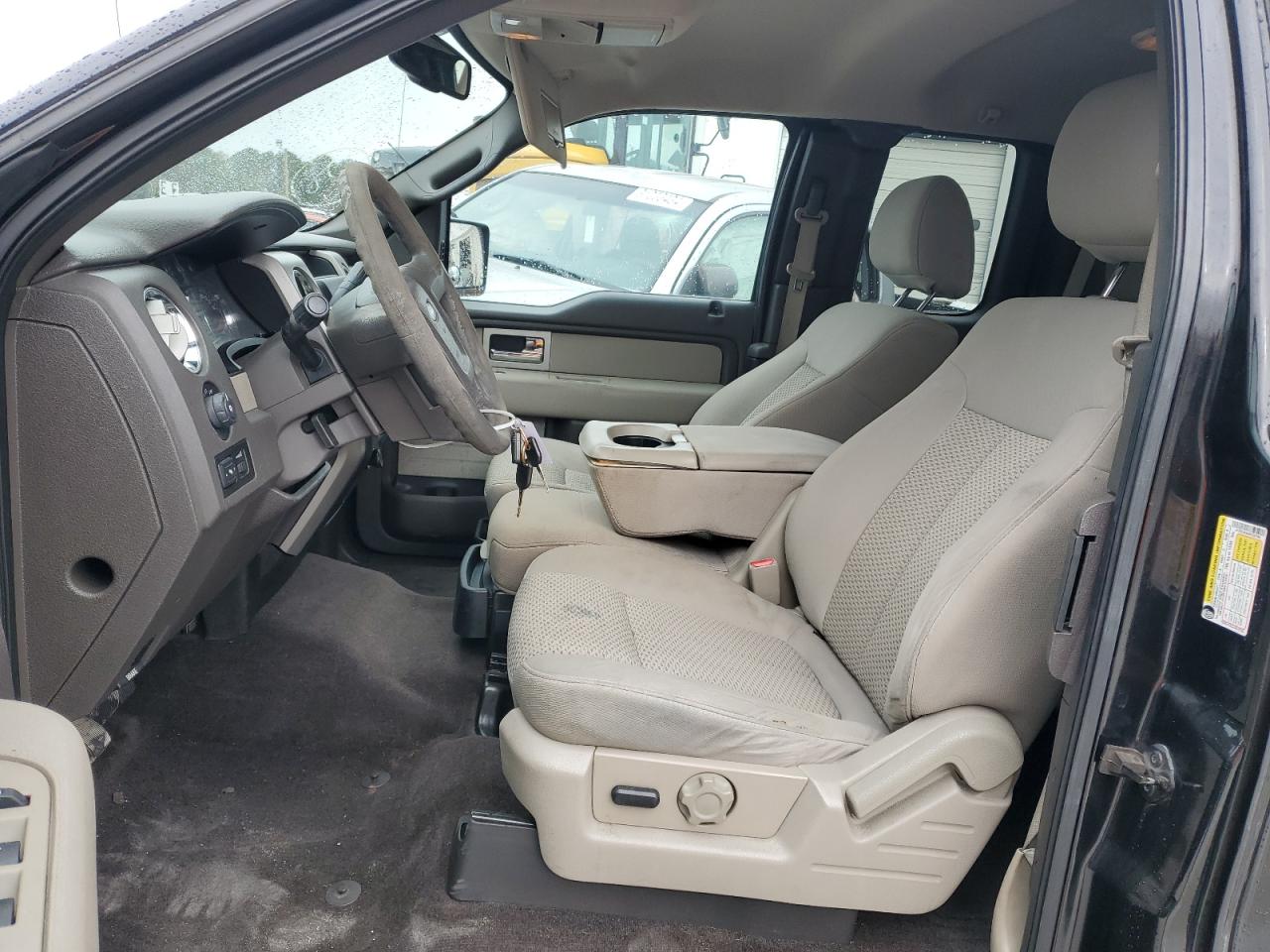 2010 Ford F-150 - Image 7
