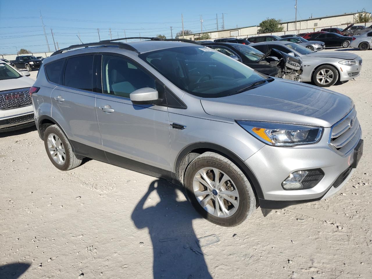 VIN 1FMCU9GD3KUA23441 2019 FORD ESCAPE no.4