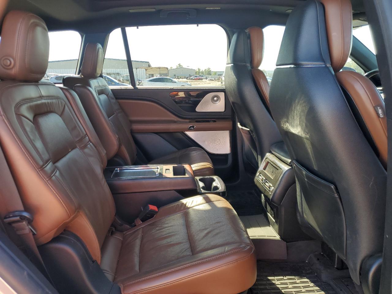 2020 Lincoln Aviator Reserve VIN: 5LM5J7XC1LGL24915 Lot: 81546944