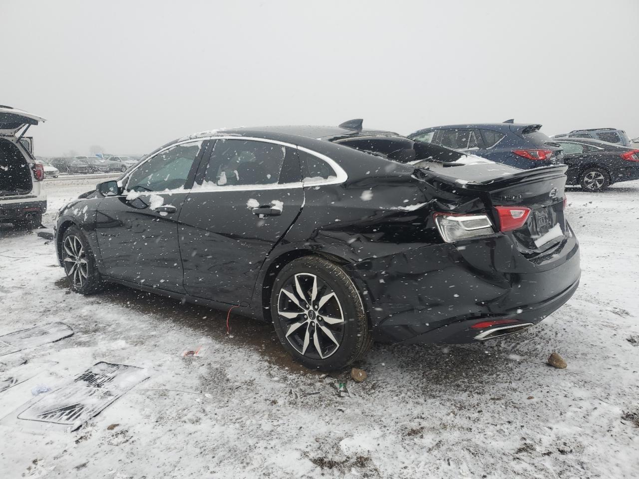 2021 Chevrolet Malibu - Image 2