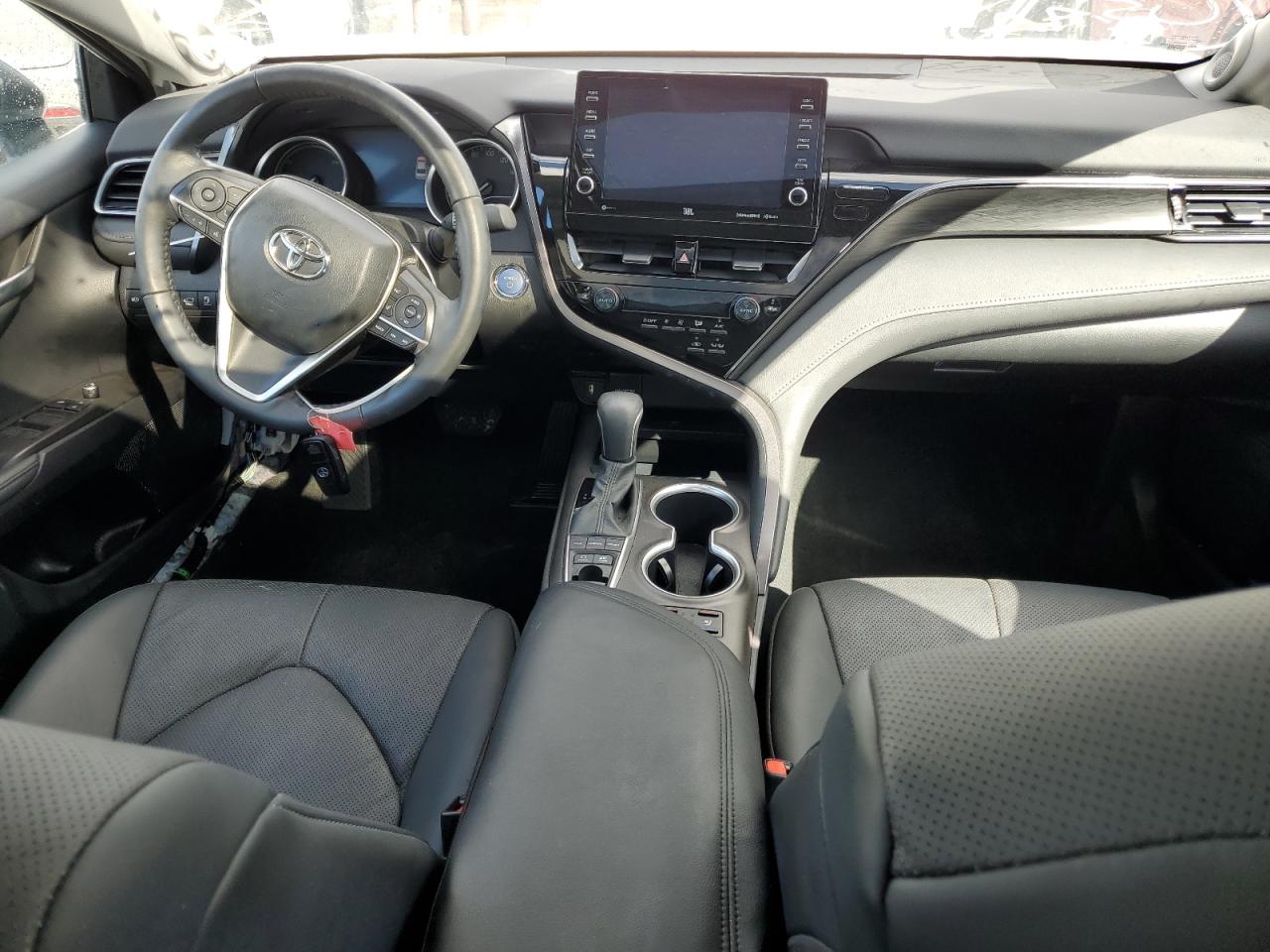 2023 Toyota Camry - Image 8