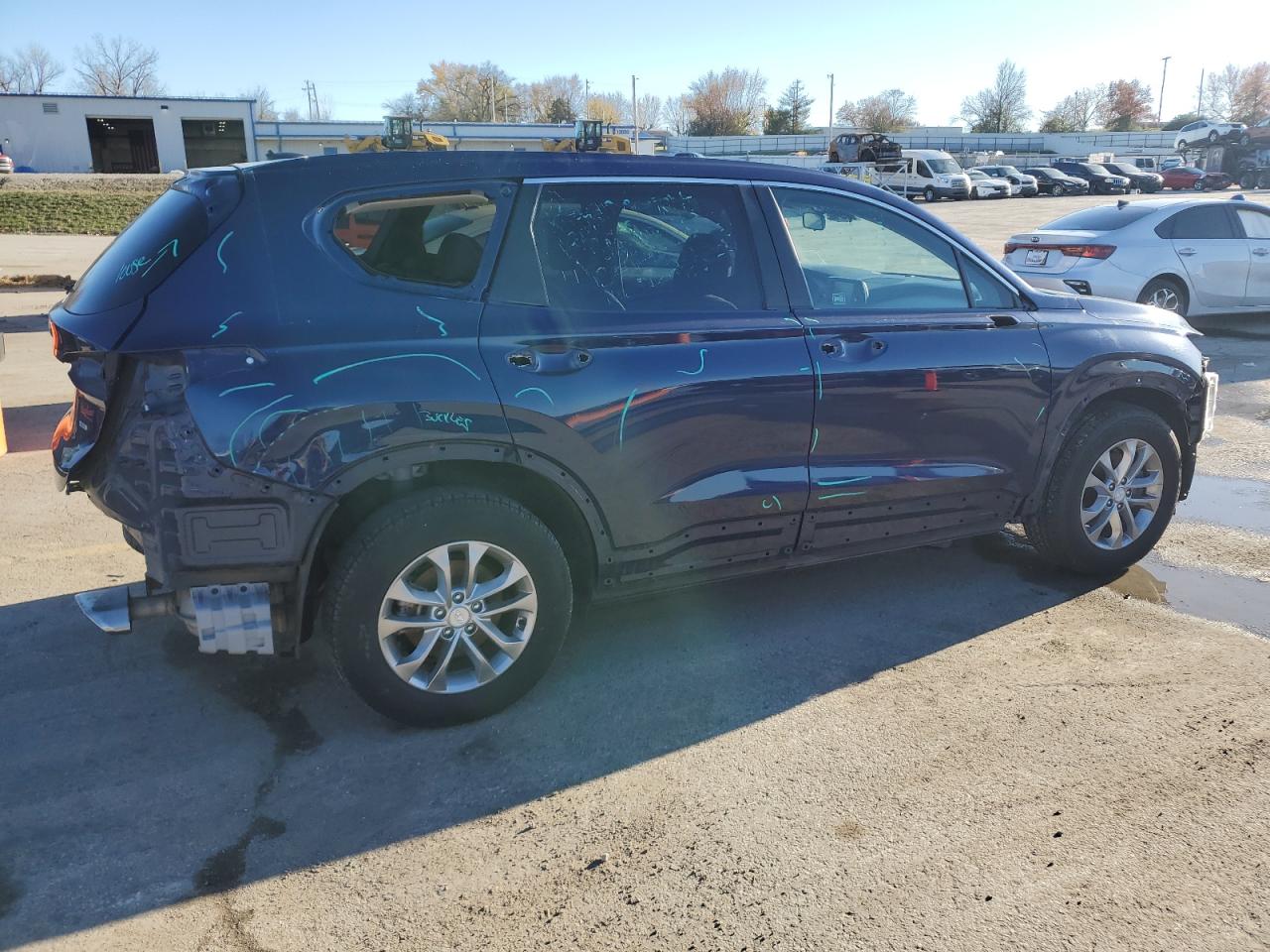 2020 Hyundai Santa Fe - Image 3