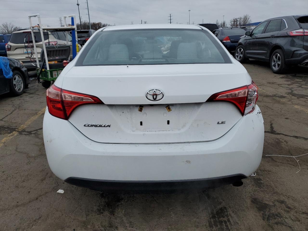 2019 Toyota Corolla L VIN: 2T1BURHE6KC126275 Lot: 80074664