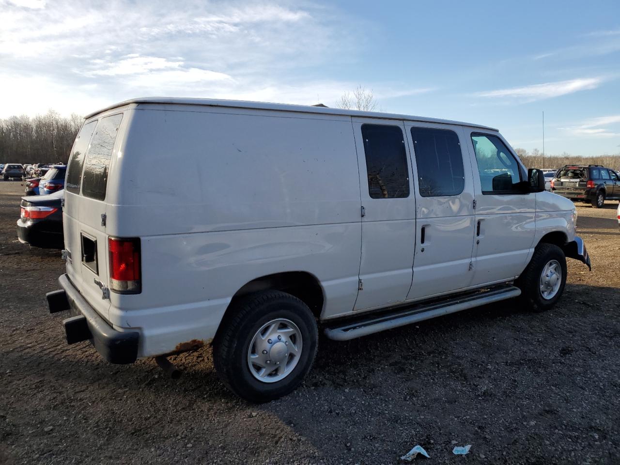 2014 Ford Econoline - Image 3