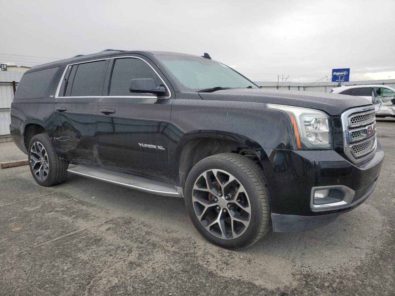 VIN 1GKS2HKC2FR521299 2015 GMC YUKON no.4