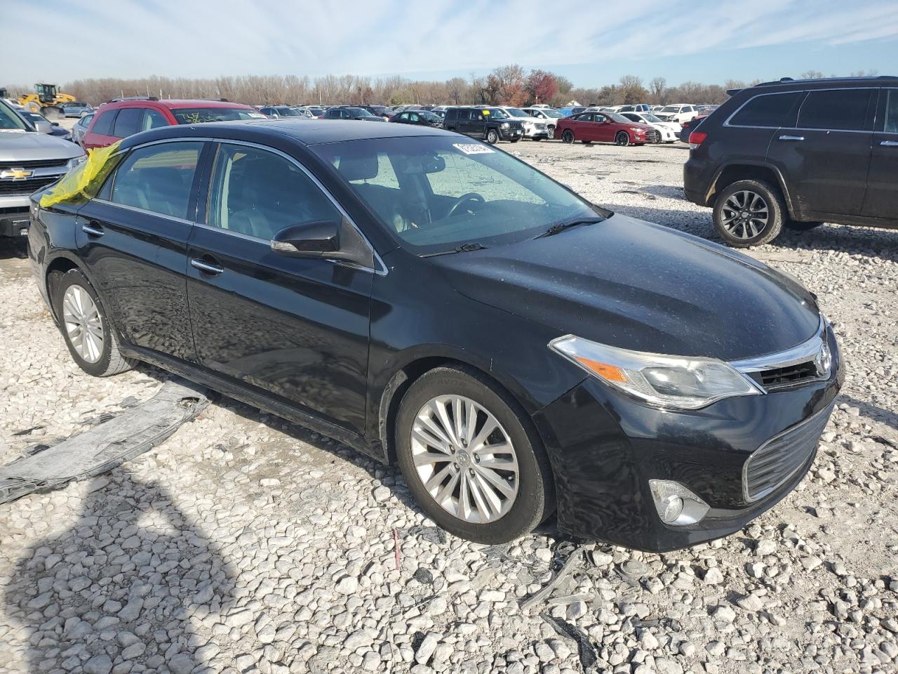 2014 Toyota Avalon - Image 4