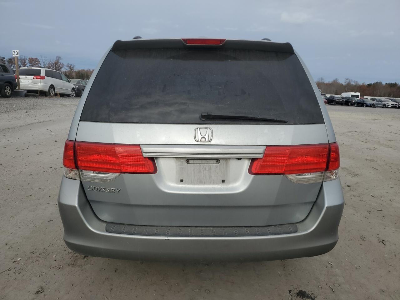 2009 Honda Odyssey - Image 6