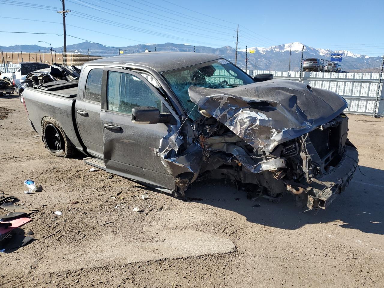 2016 RAM 1500 - Image 4