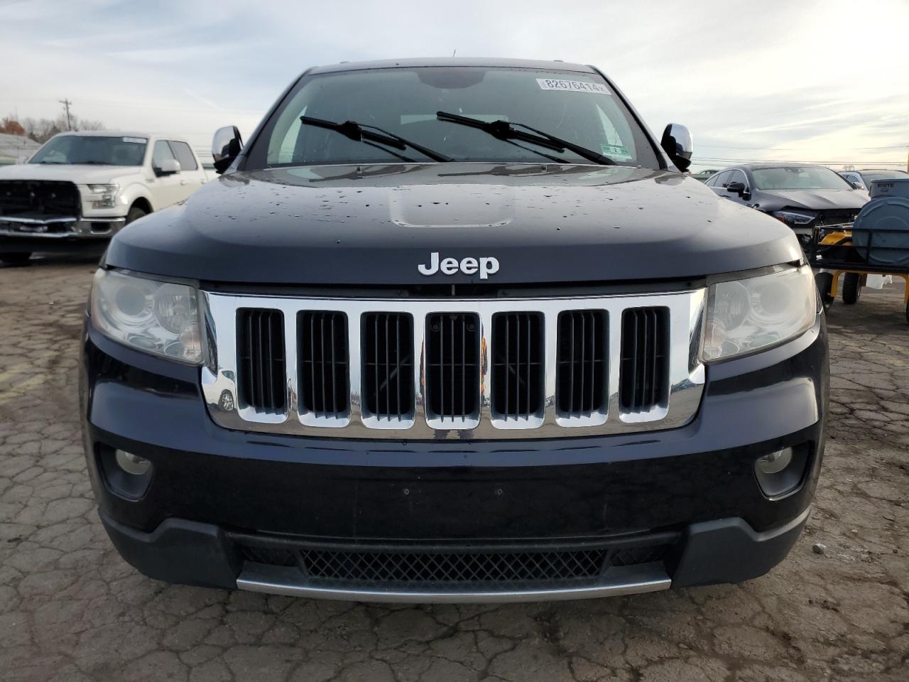 2011 Jeep Grand Cherokee - Image 5