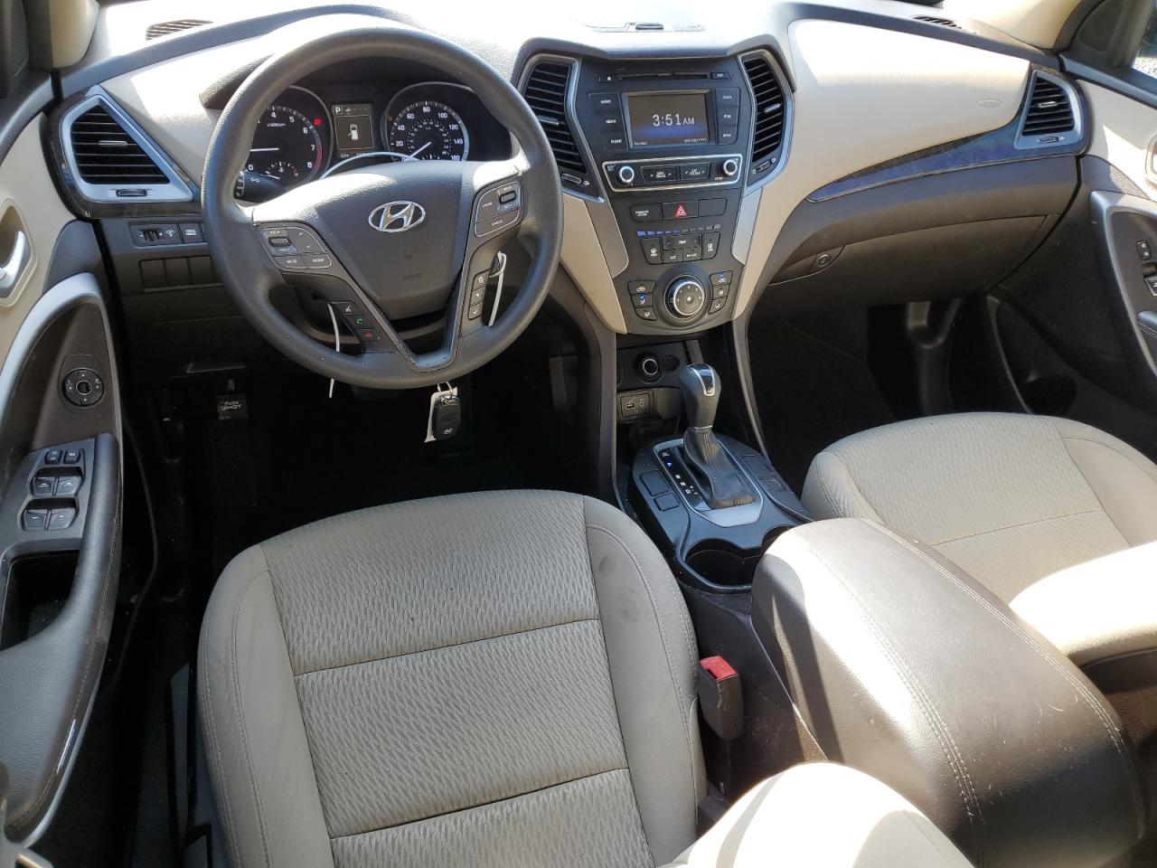 2017 Hyundai Santa Fe - Image 8