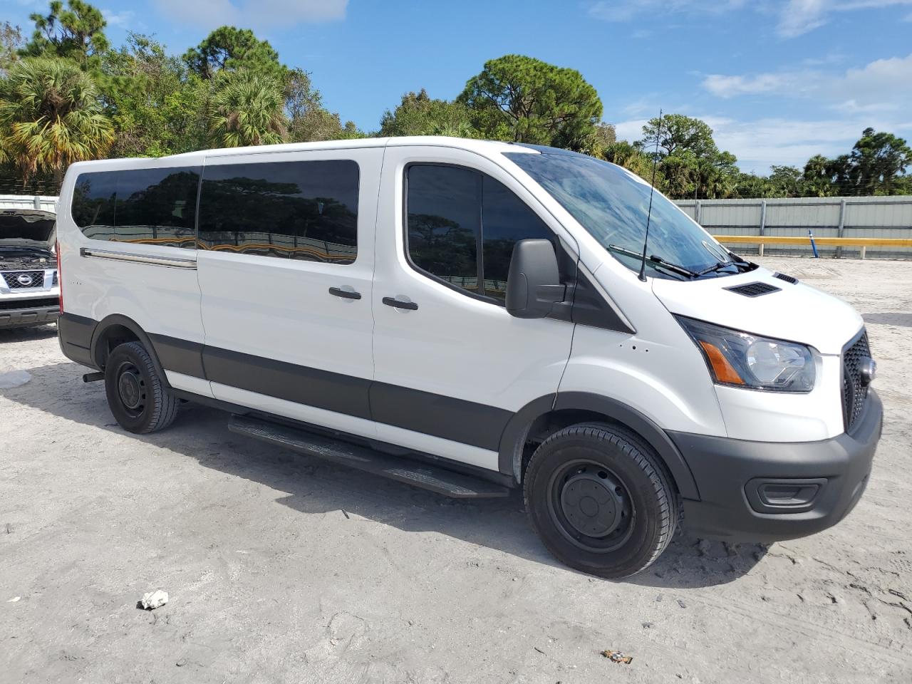 2023 Ford Transit - Image 4