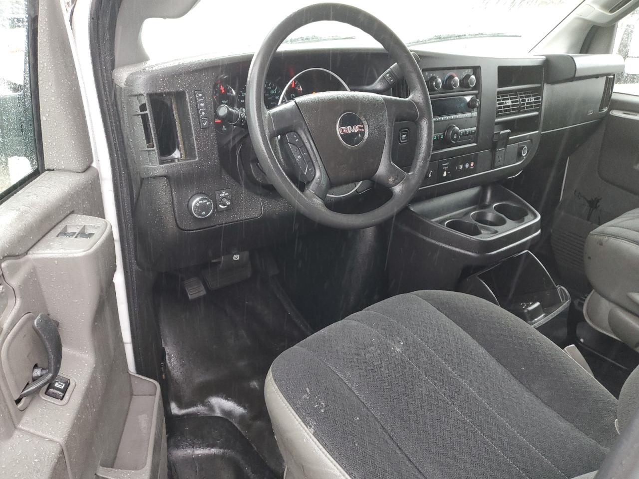 2020 GMC Savana G2500 VIN: 1GTW7AFG7L1181905 Lot: 81882984