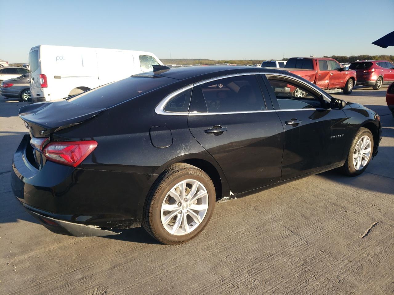 2020 Chevrolet Malibu - Image 3