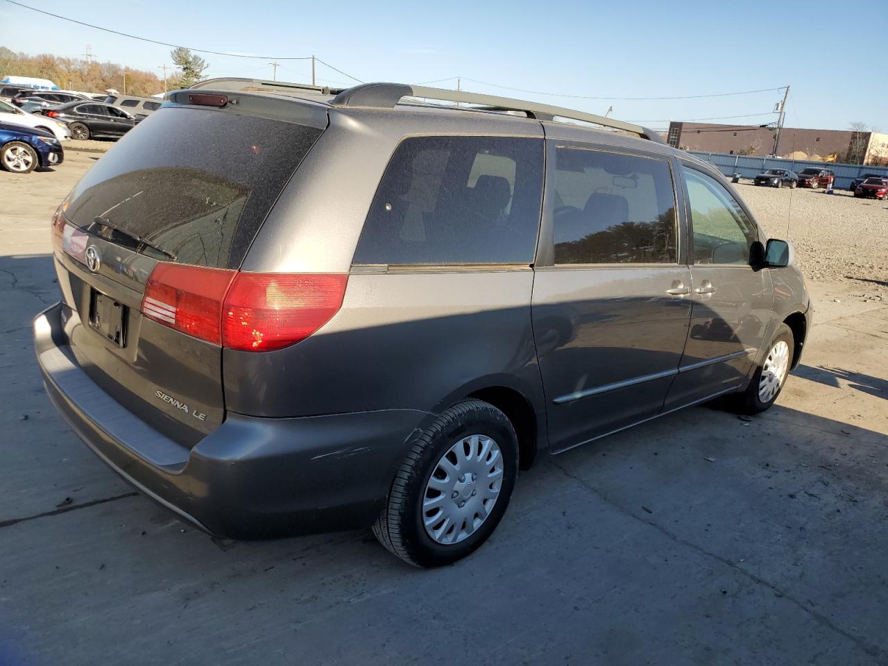 2005 Toyota Sienna - Image 3