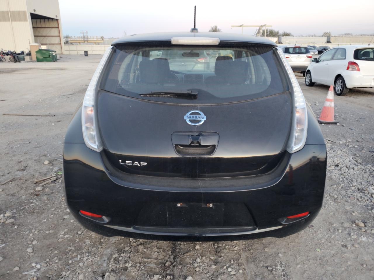 2015 Nissan Leaf S VIN: 1N4AZ0CPXFC308227 Lot: 80269994