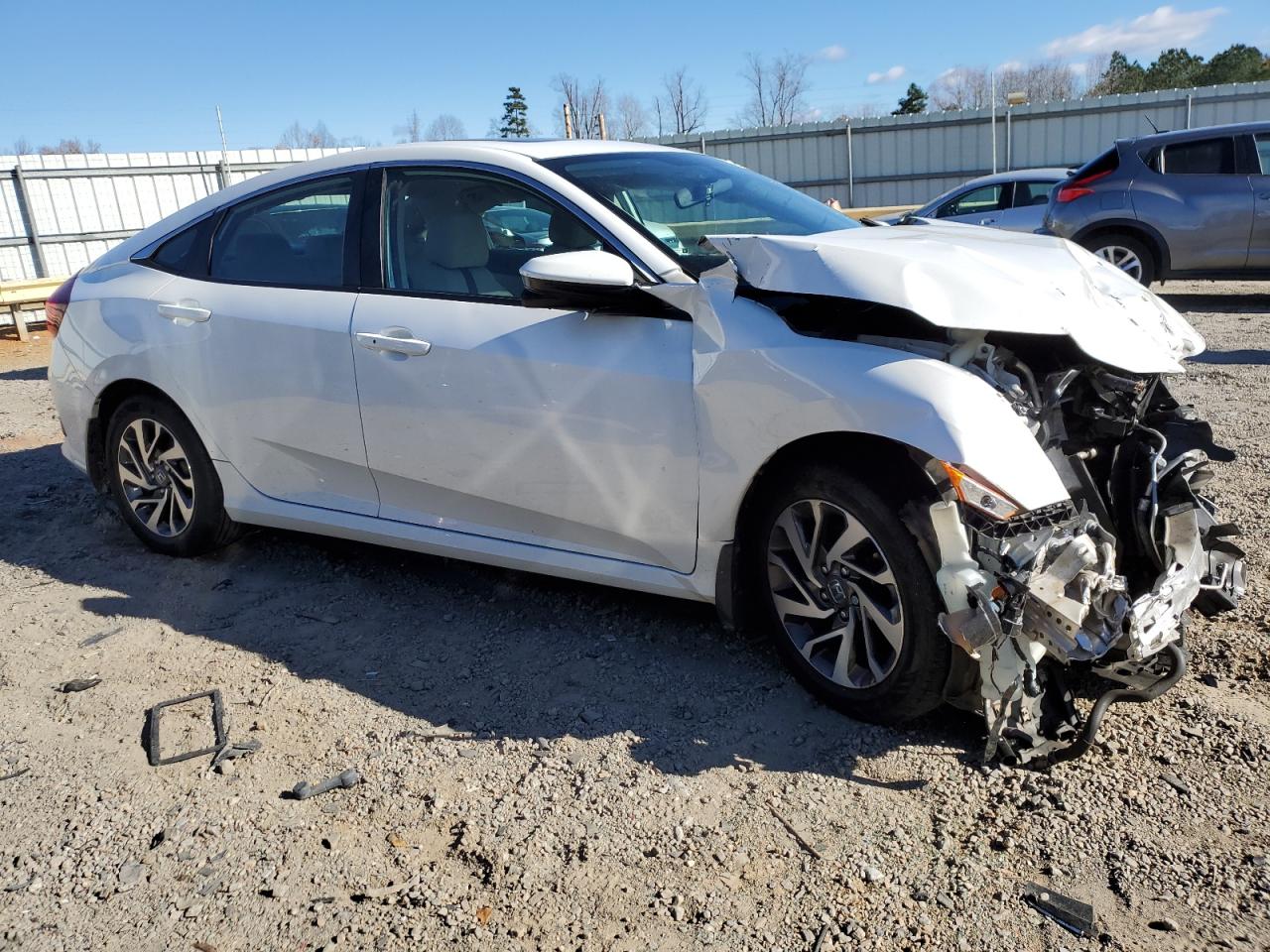 VIN 19XFC2F78GE088346 2016 HONDA CIVIC no.4