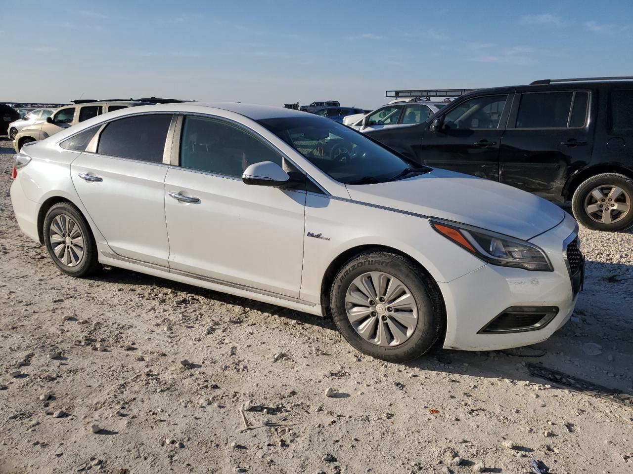 2017 Hyundai Sonata - Image 4