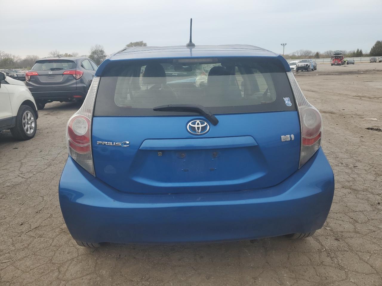 2012 Toyota Prius - Image 6