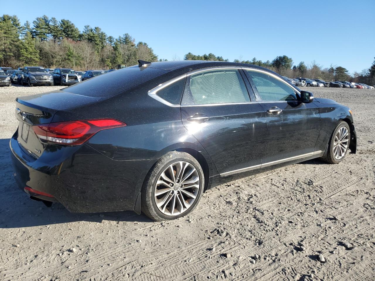 2016 Hyundai Genesis - Image 3