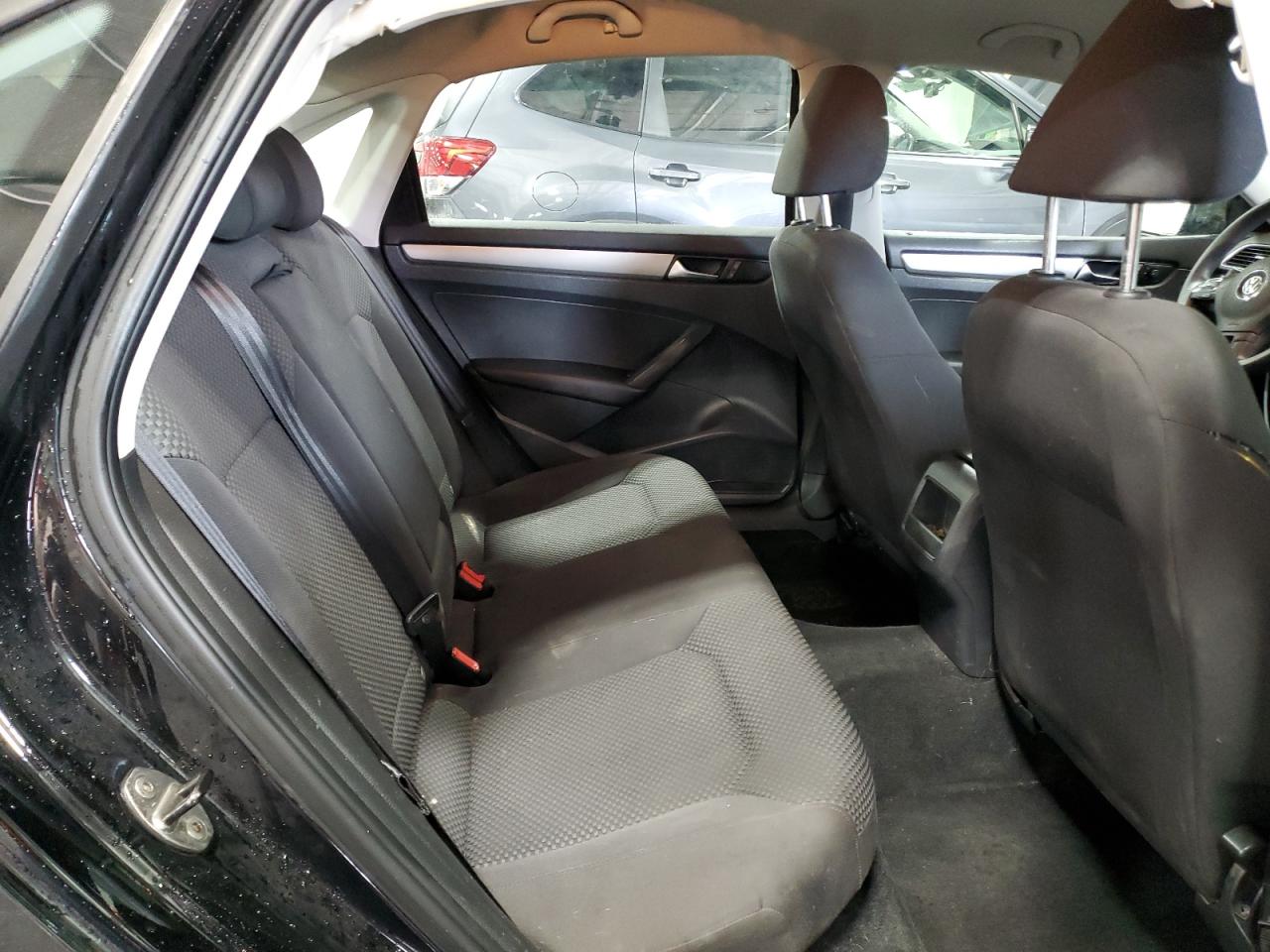 2013 Volkswagen Passat S VIN: 1VWAP7A32DC099665 Lot: 82558194