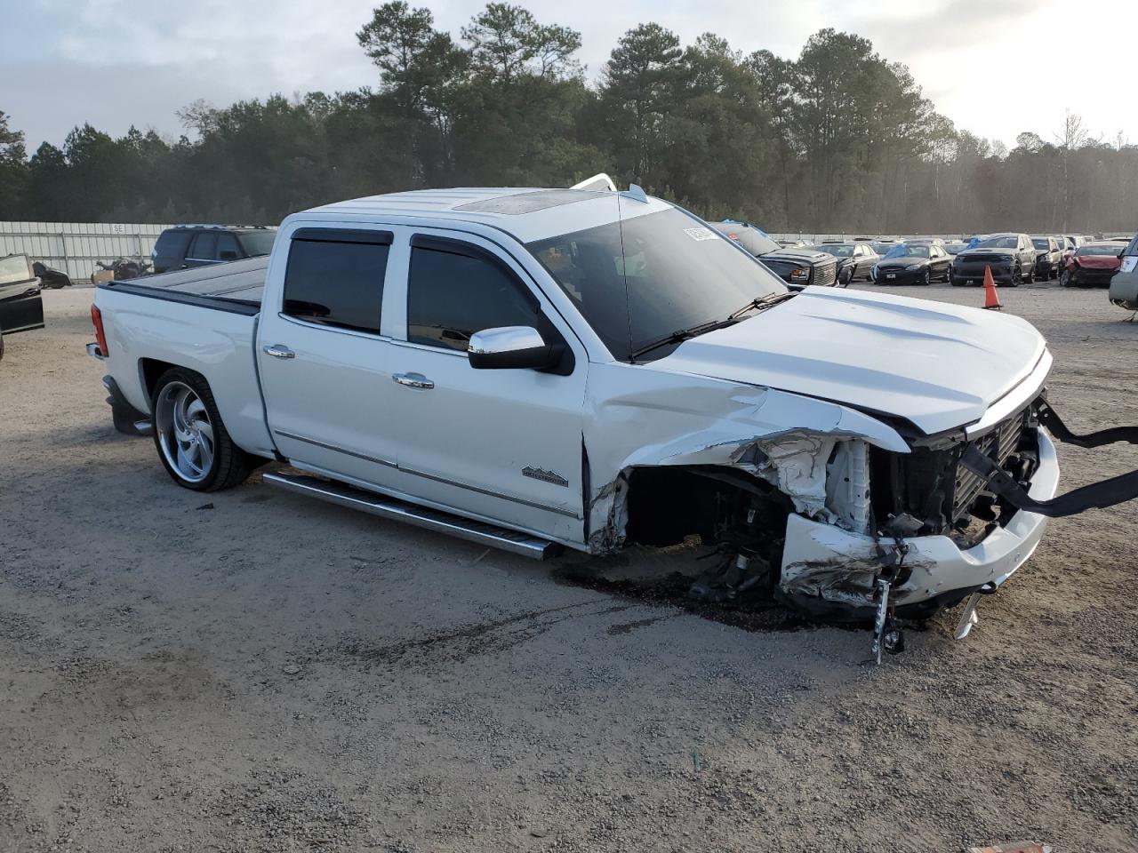 2018 Chevrolet Silverado - Image 4