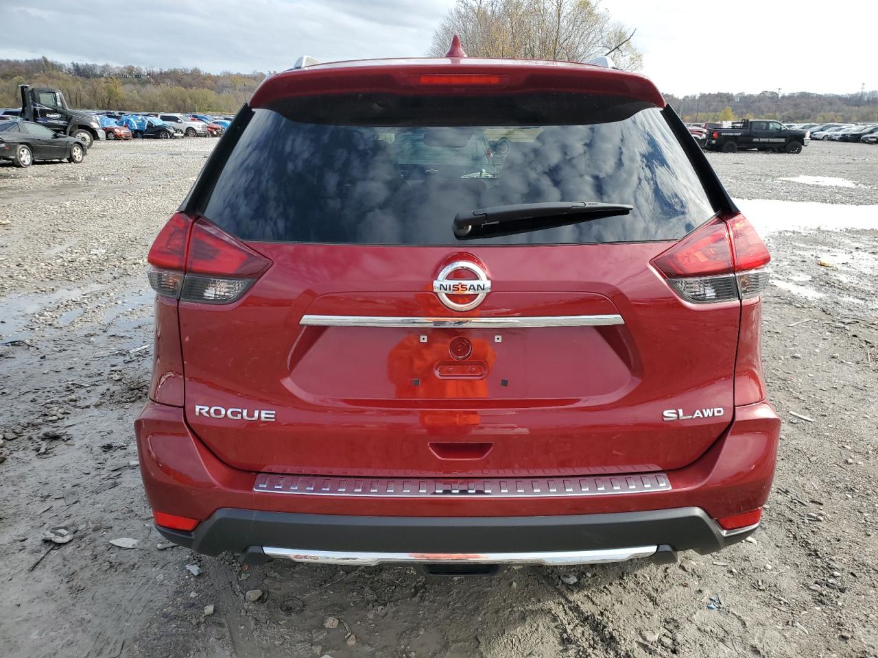 2018 Nissan Rogue S VIN: 5N1AT2MV0JC807983 Lot: 81129894