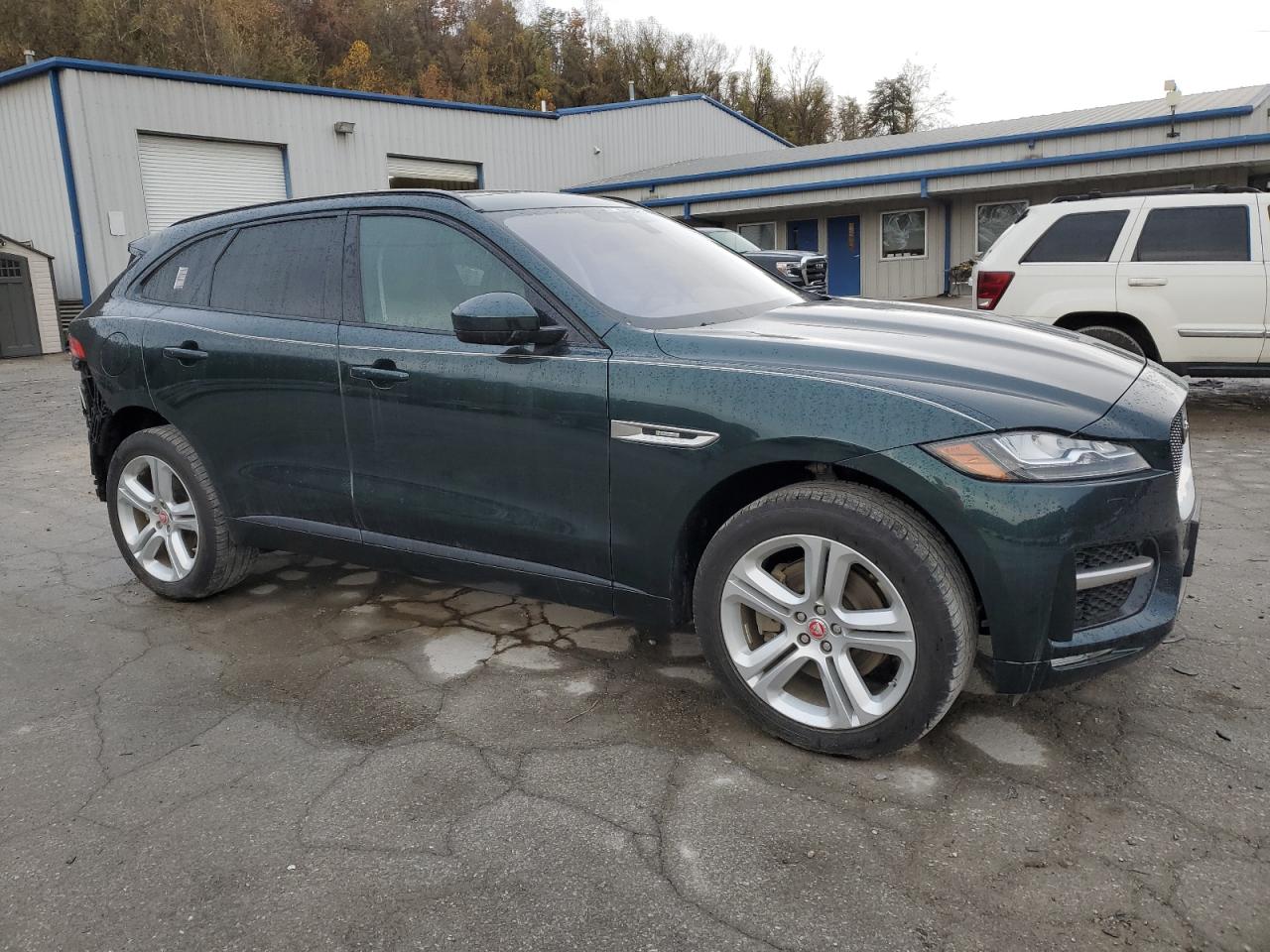 VIN SADCL2GX4JA288124 2018 JAGUAR F-PACE no.4