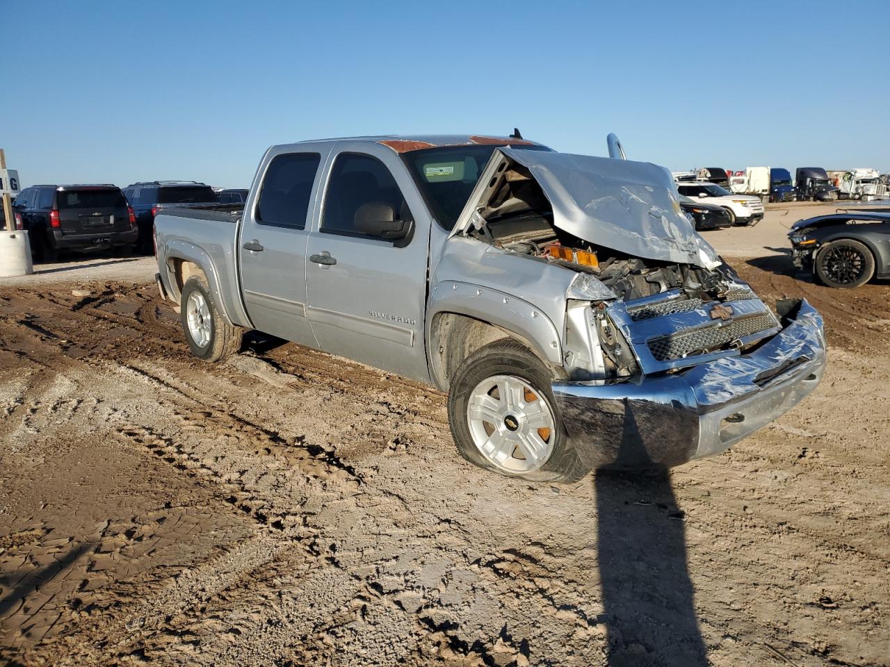 2013 Chevrolet Silverado - Image 4