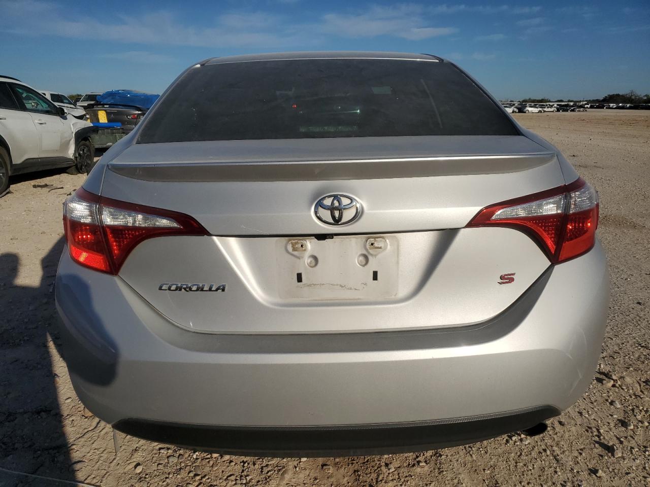 2016 Toyota Corolla L VIN: 5YFBURHE4GP415338 Lot: 82217664