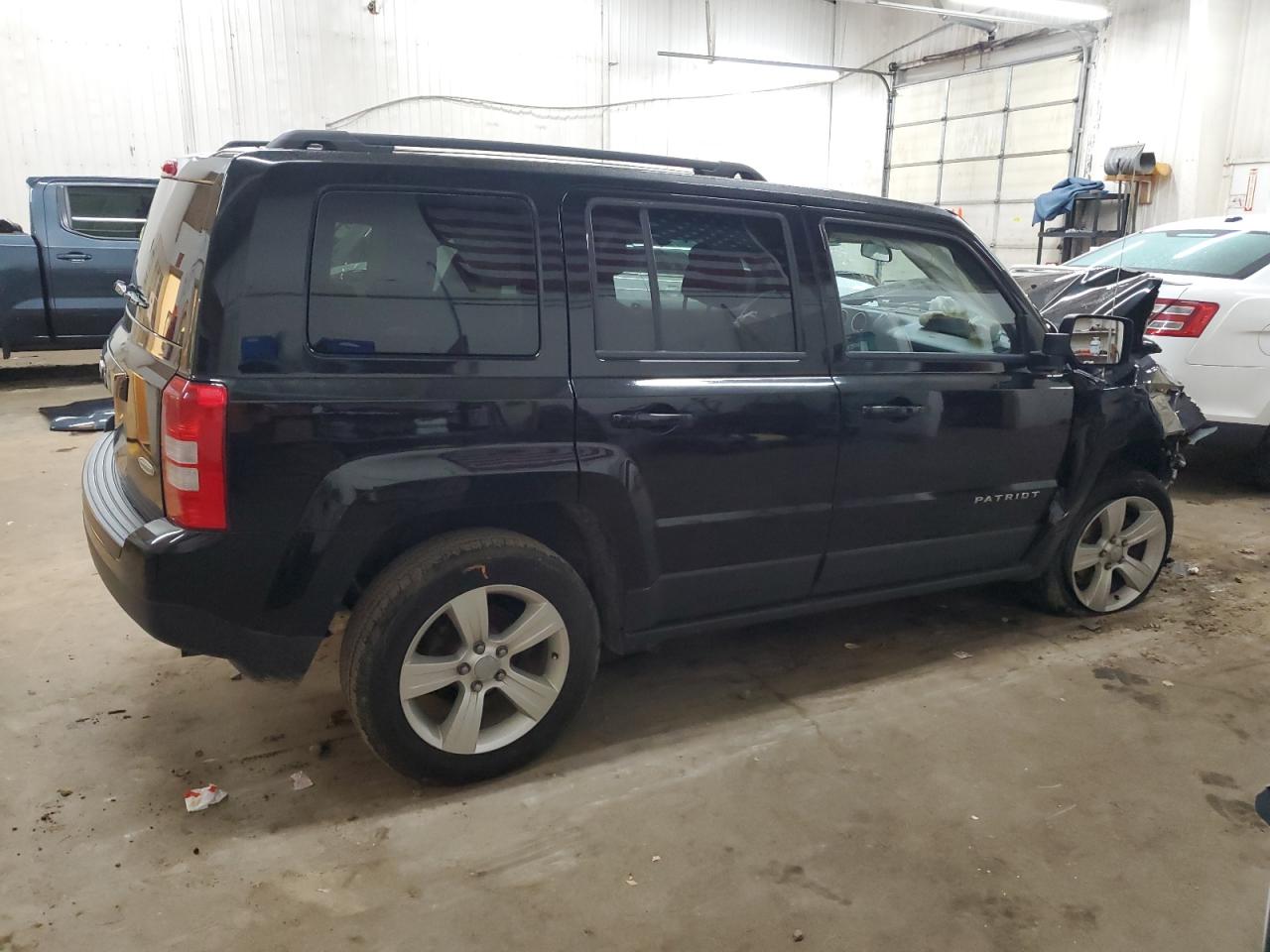 VIN 1C4NJRFB3FD303081 2015 JEEP PATRIOT no.3