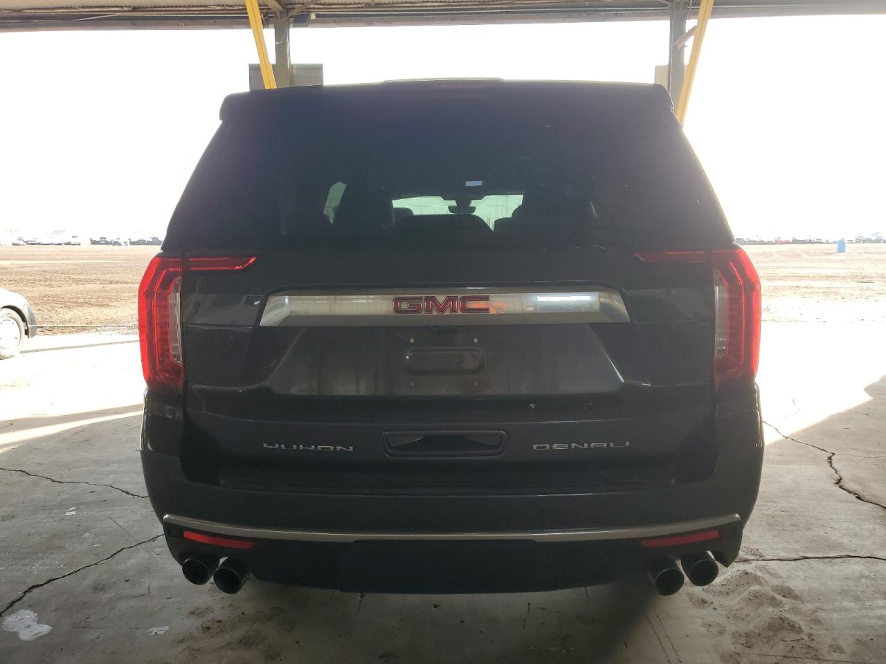 2021 GMC Yukon - Image 6