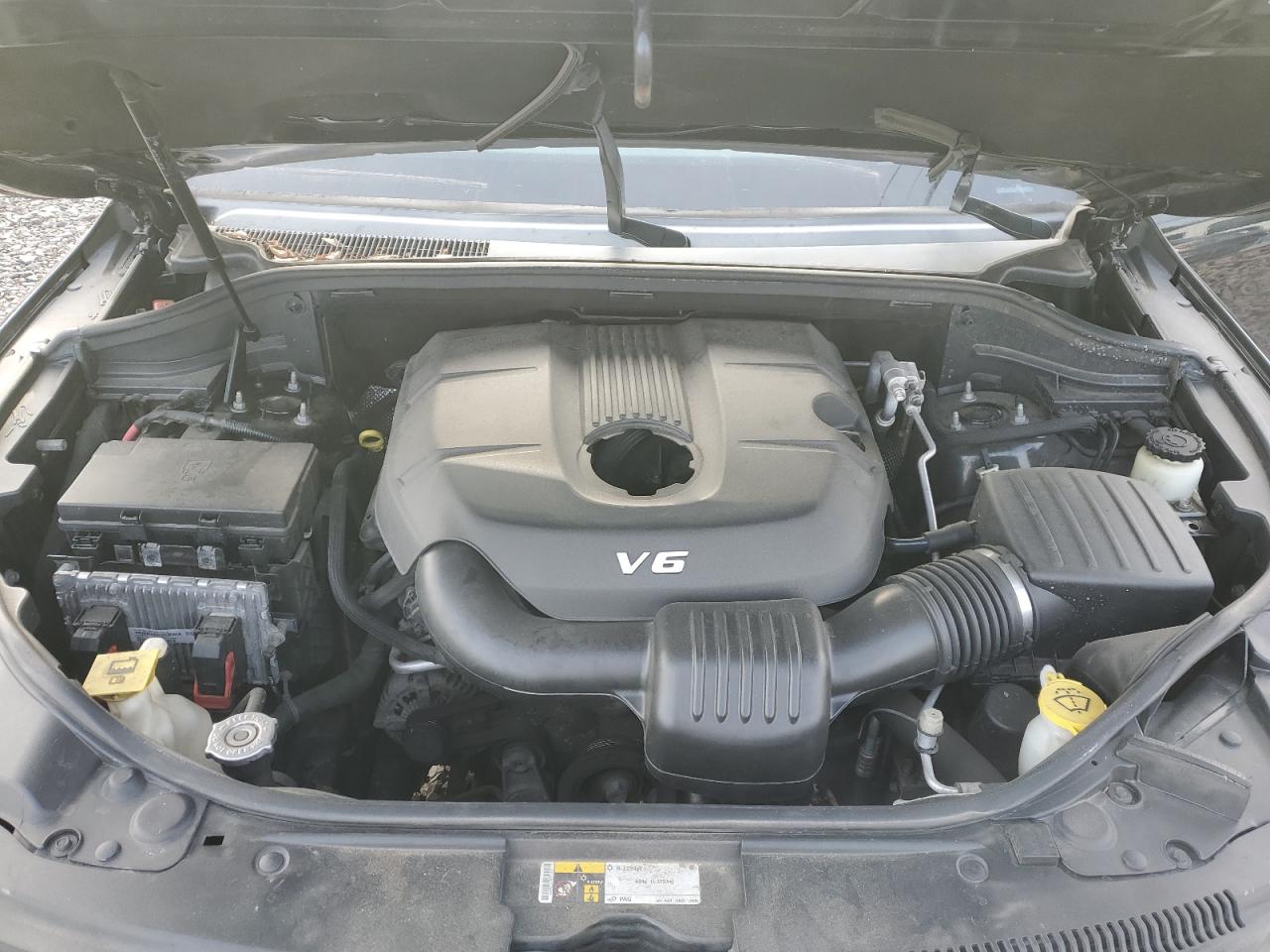 2015 Jeep Grand Cherokee - Image 14