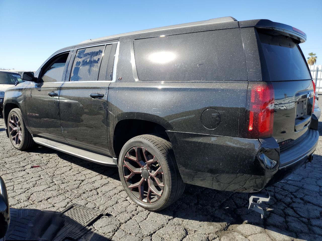 2019 Chevrolet Suburban C1500 Lt VIN: 1GNSCHKC6KR389481 Lot: 78642784