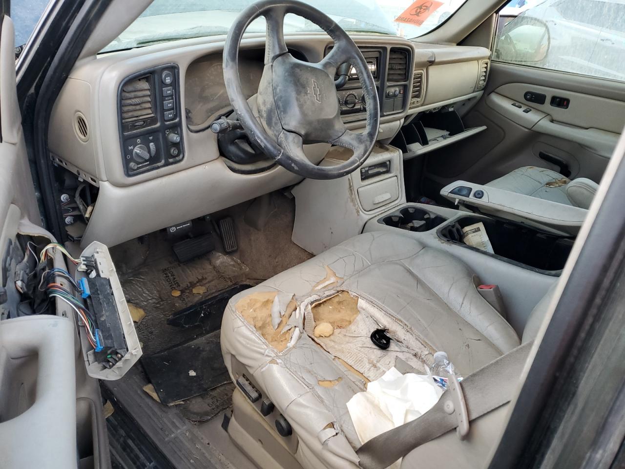 2002 Chevrolet Tahoe K1500 VIN: 1GNEK13T62R298426 Lot: 82715904