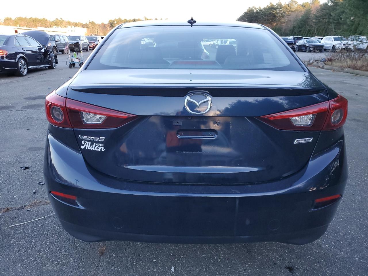 2016 Mazda 3 - Image 6