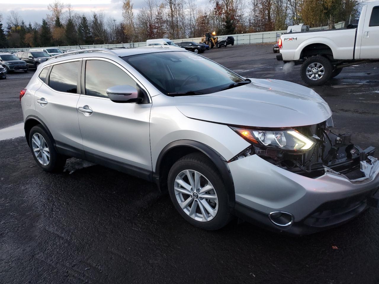 2019 Nissan Rogue - Image 4