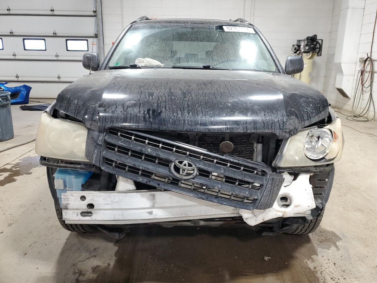 2002 Toyota Highlander - Image 5