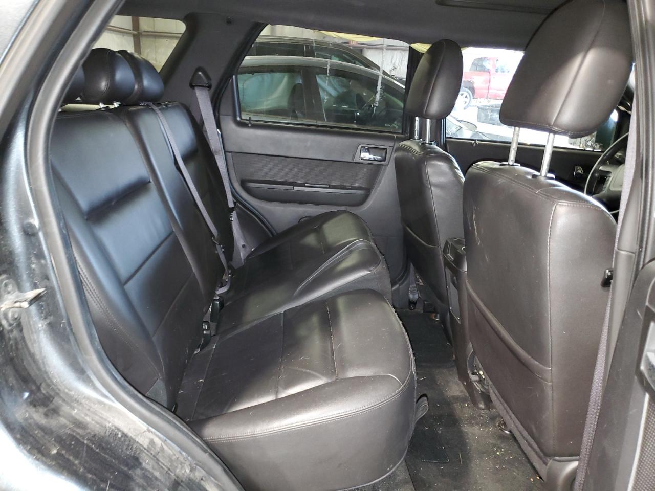 2009 Ford Escape - Image 11
