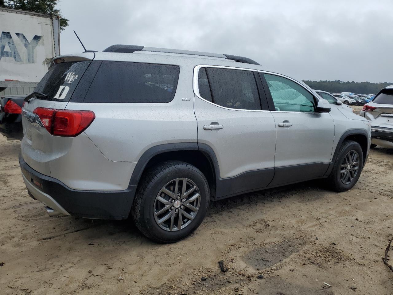 2019 GMC Acadia - Image 3