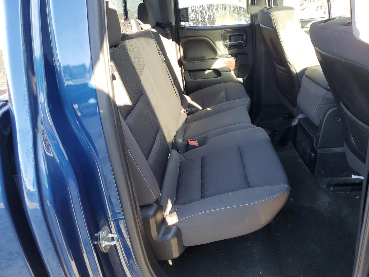 2015 GMC Sierra - Image 10