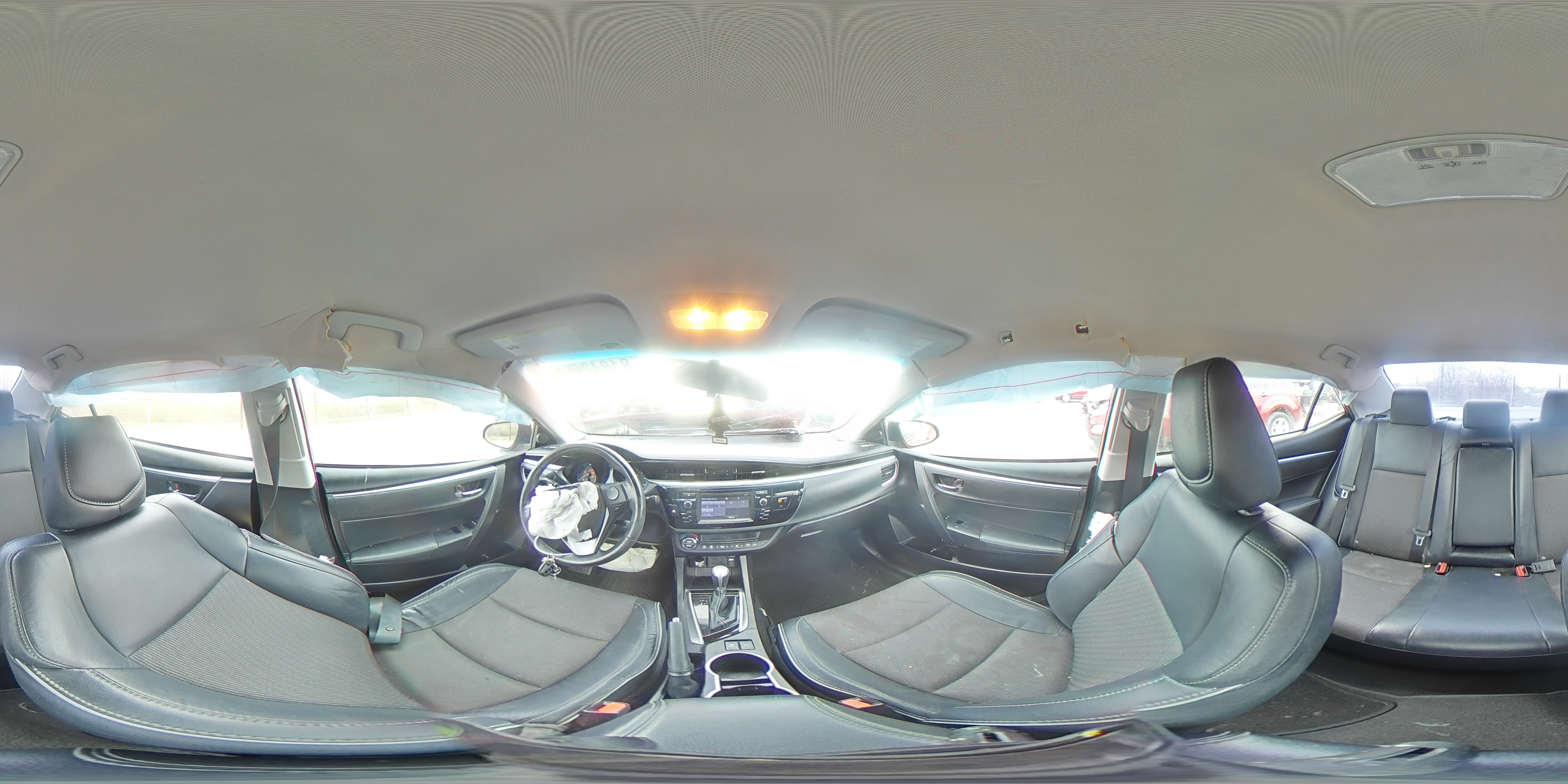 2015 Toyota Corolla - Image 13