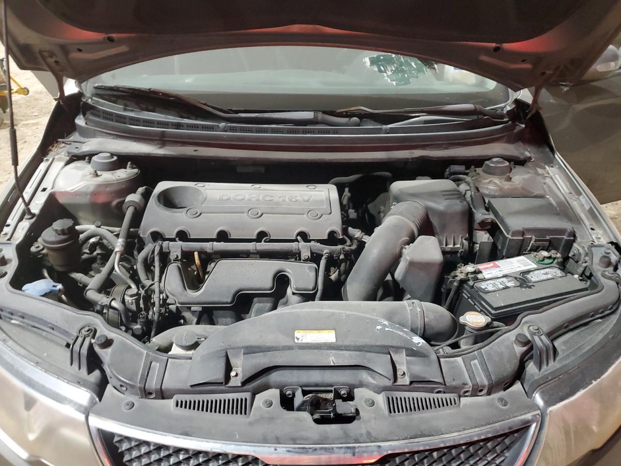 2010 Kia Forte - Image 11
