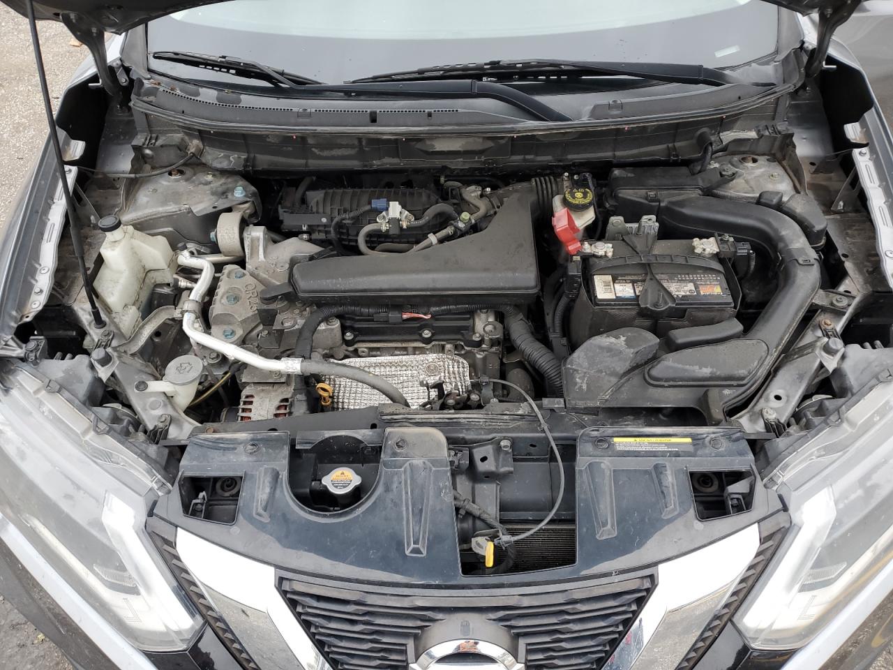 2017 Nissan Rogue - Image 13
