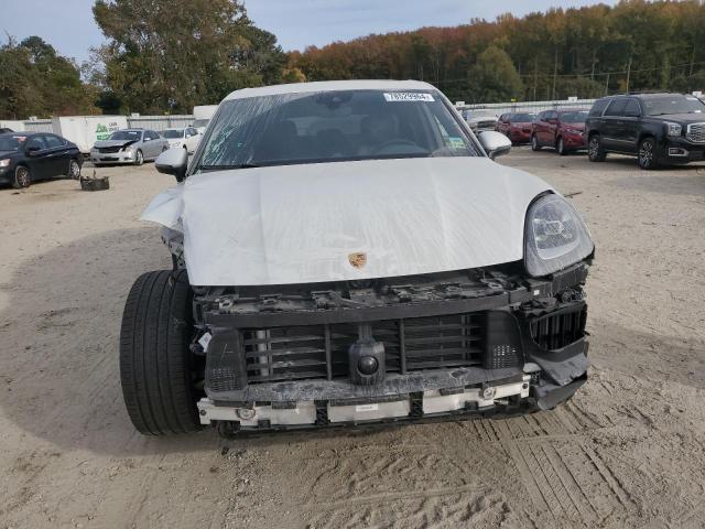  PORSCHE CAYENNE 2020 Белый