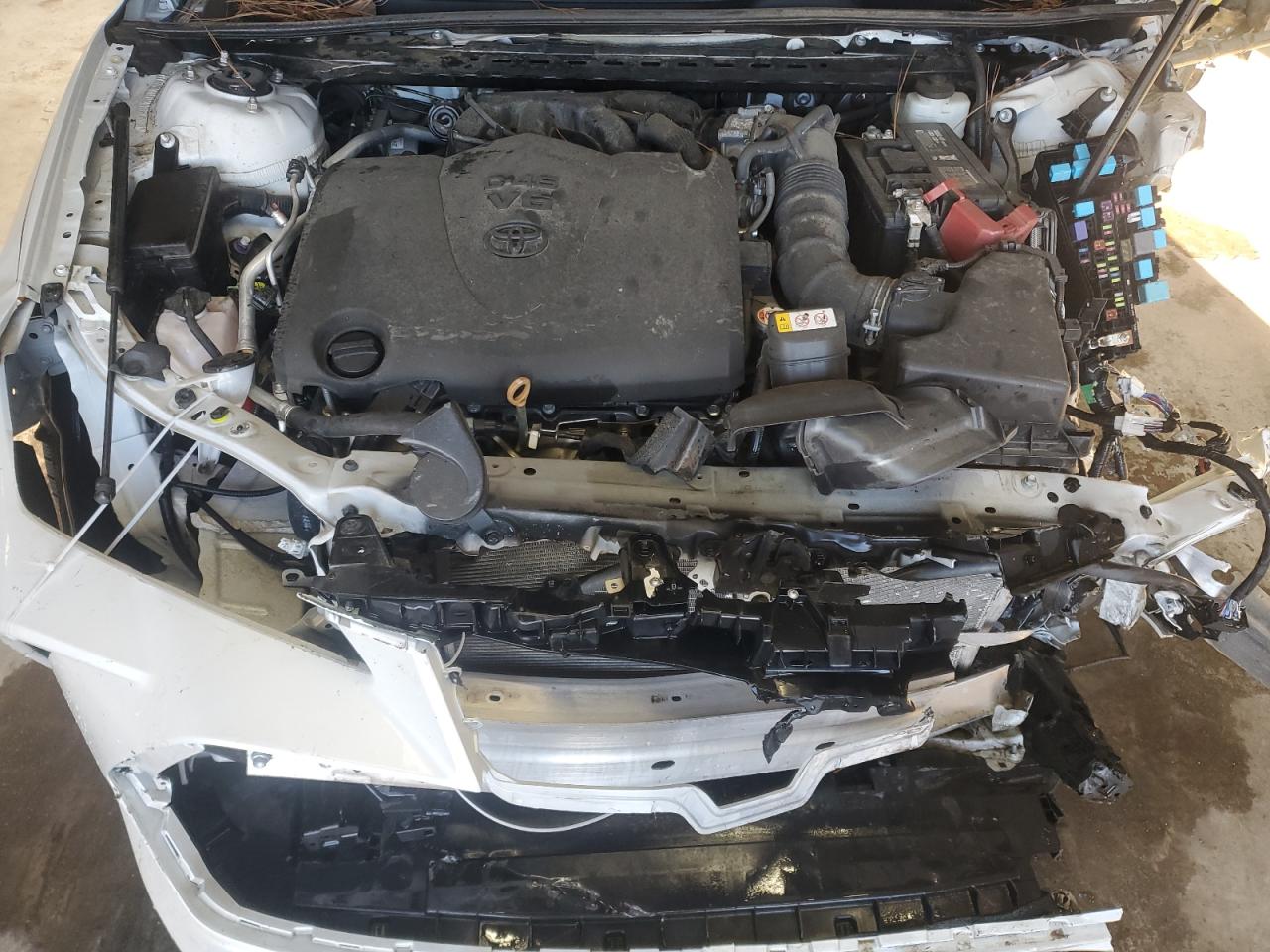 2019 Toyota Avalon - Image 11