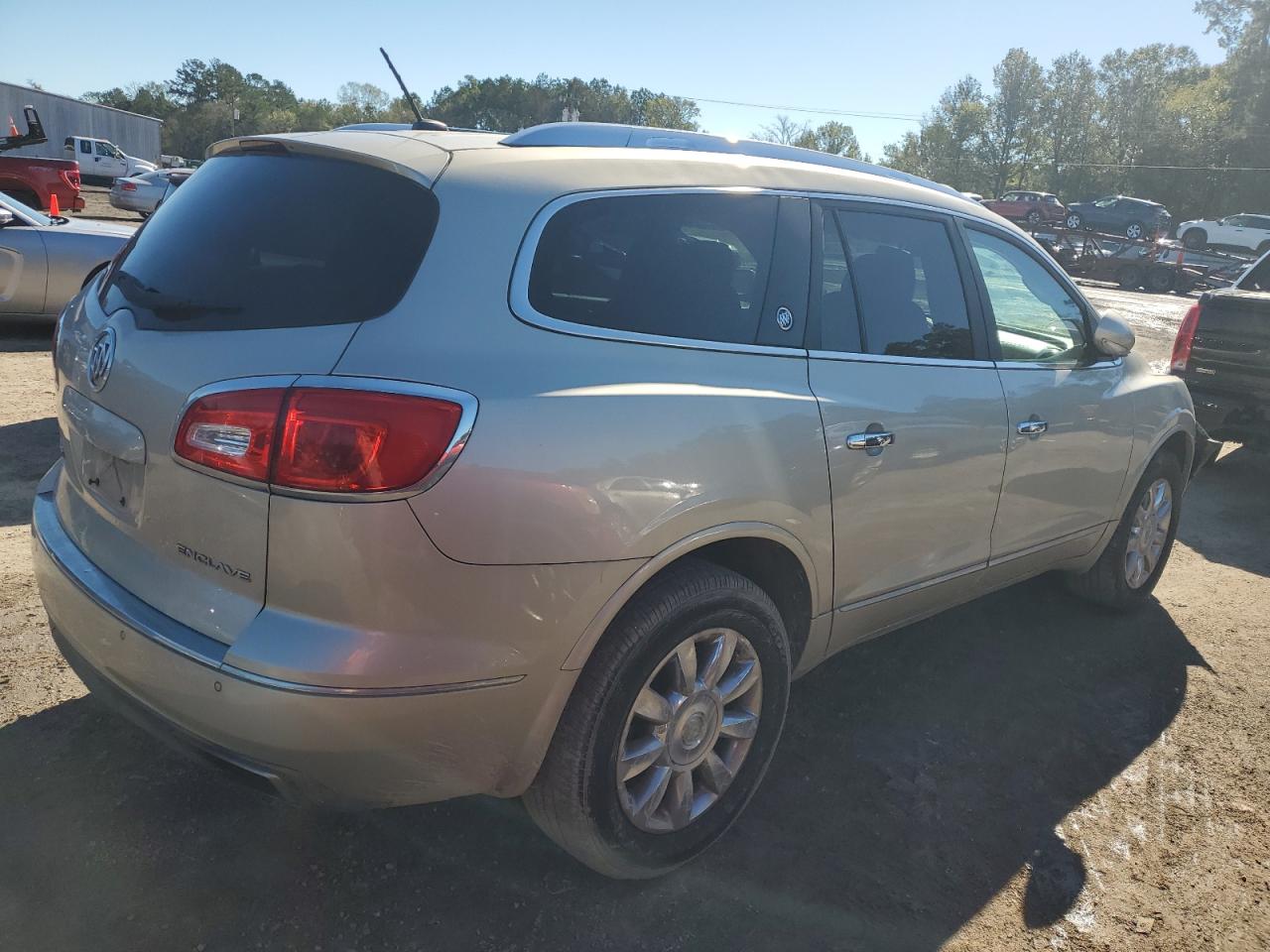 VIN 5GAKRCKD1EJ276867 2014 BUICK ENCLAVE no.3