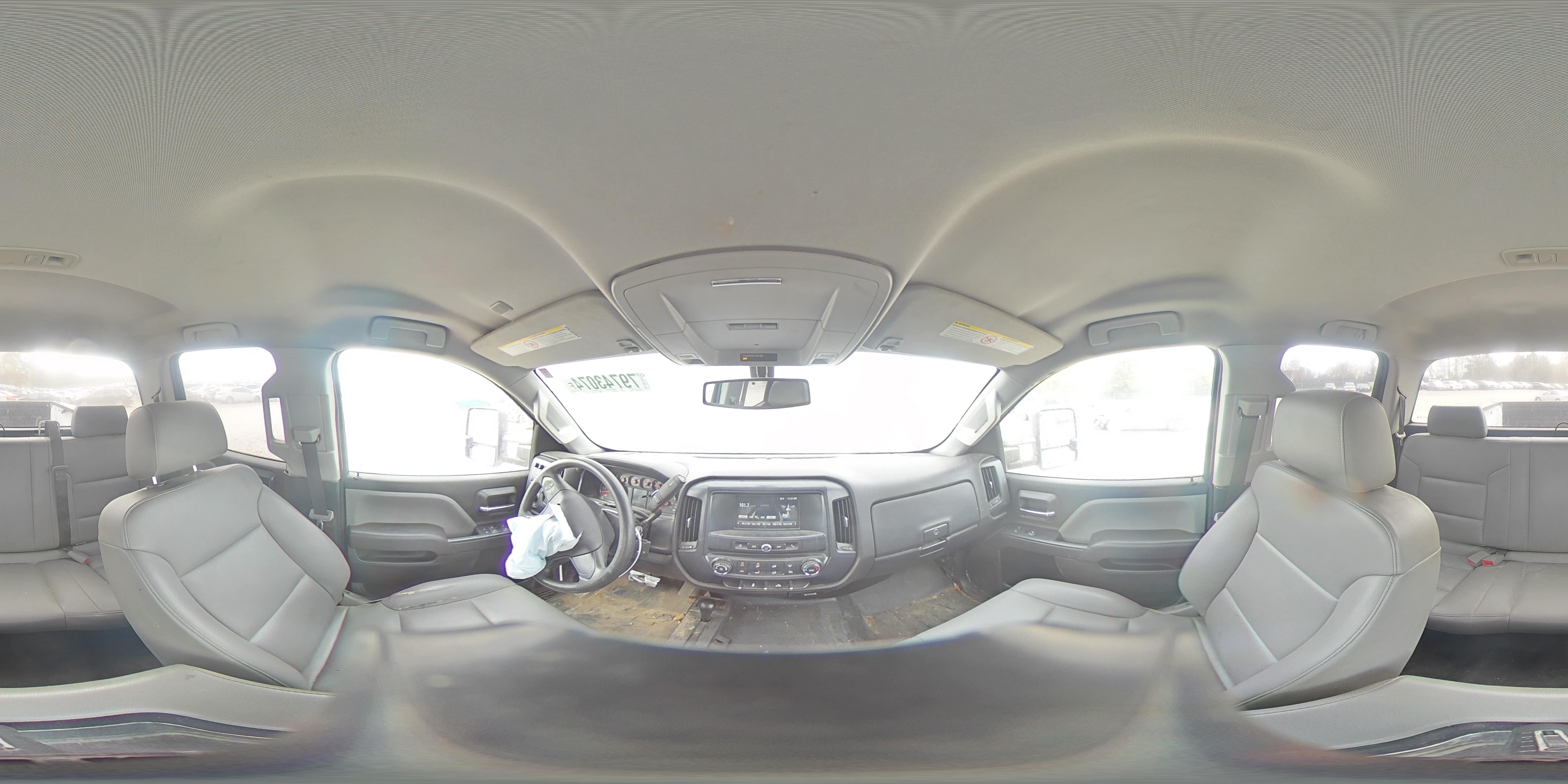 2019 Chevrolet Silverado - Image 13