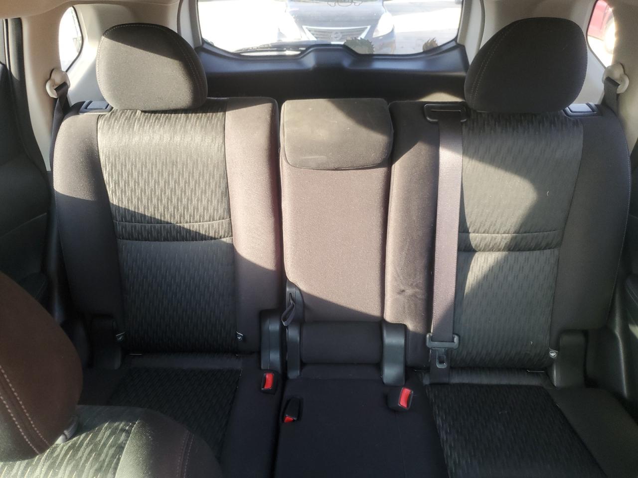 2020 Nissan Rogue - Image 10